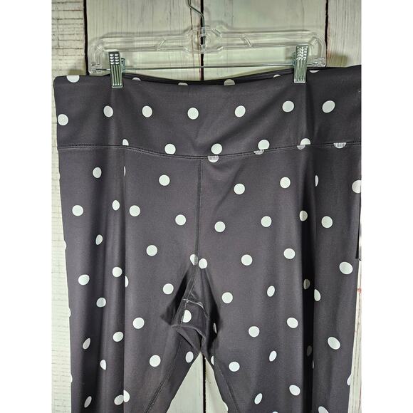 Walk Pop Women's Capri Legging Black and White‎ Polka Dot Size 3x NWT - Picture 3 of 6